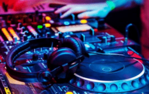 Aplicativos gratuitos para aprender a ser DJ