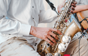 Aprende a tocar saxofón rápido con estas apps gratuitas