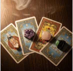 Destino Revelado: Tarot en tu Bolsillo
