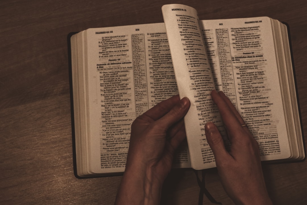Aplicación Cartas de Jesús: Lecturas Diarias y Reflexión